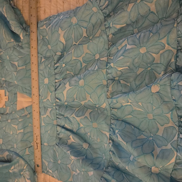 Beautiful Pomander Place Tiered Dress. Turquoise Blue Floral Print! Medium. - Picture 10 of 12